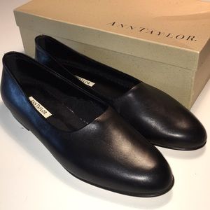 Ann Taylor Black Leather Flats NIB